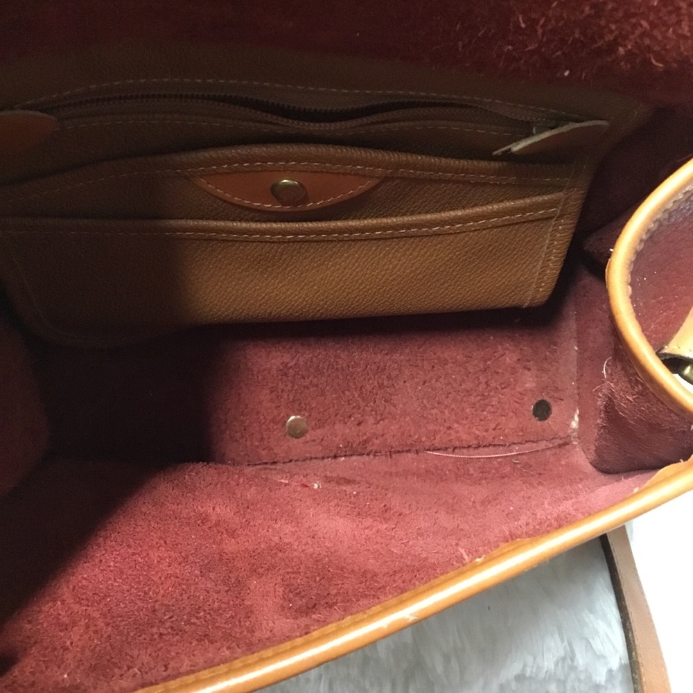 Dooney and Bourke Crossbody Bag - Picture 10 of 14
